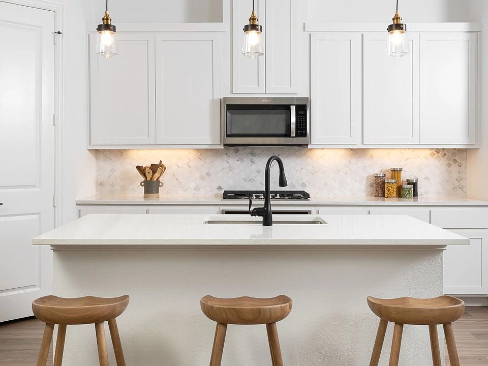 The Pointe at Capp Smith Lake Image 1