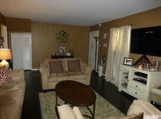 2060 Lakeview Rd UNIT 106, Bellmore, NY 11710