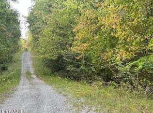 5023 Broken Bow Dr, Crossville, TN 38572