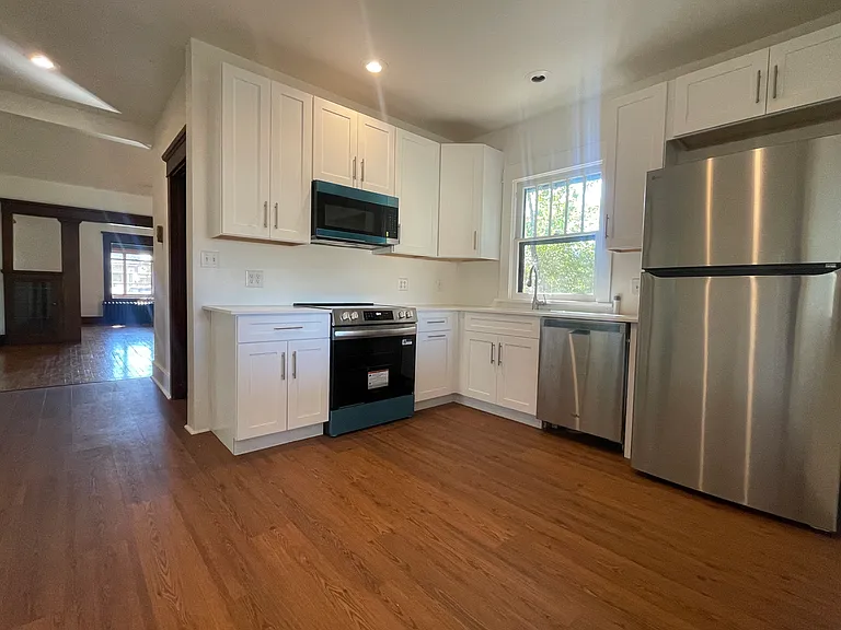 2089 S Logan St — Photo 1