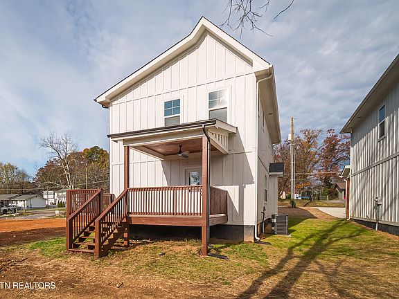 5th image of 5012 Landbrook Dr