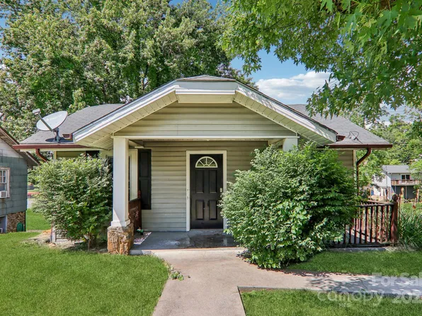 142 Substation Rd, Canton, NC 28716