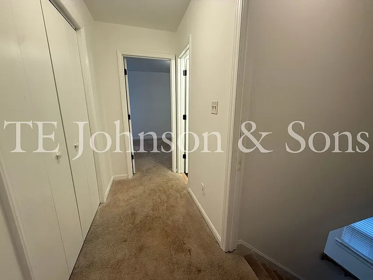 4309 Walnut Hollow Dr — Photo 32