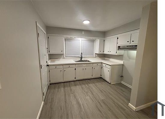 1st image of 8121 W Congress St #2