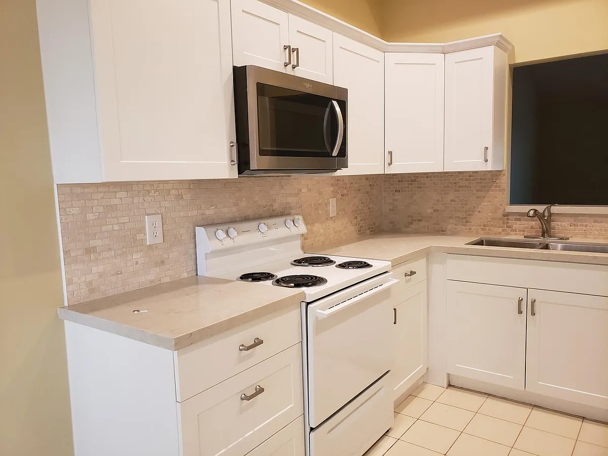 Building Photo - 10875 Lake Front Pl #10875