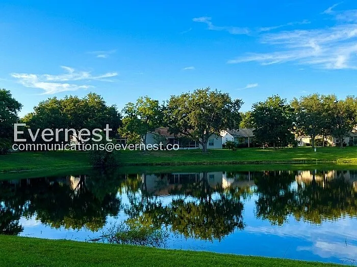 5609 Rosewall Cir — Photo 29