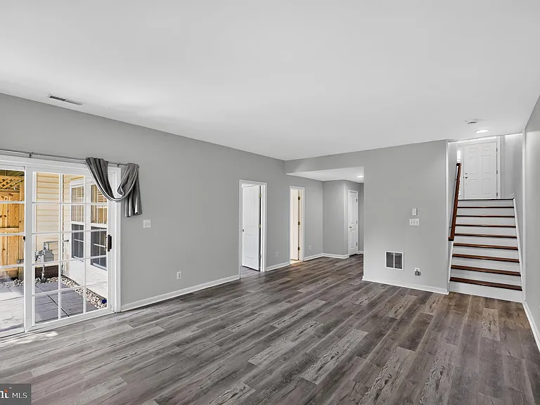 43278 Sunderleigh Sq — Photo 38