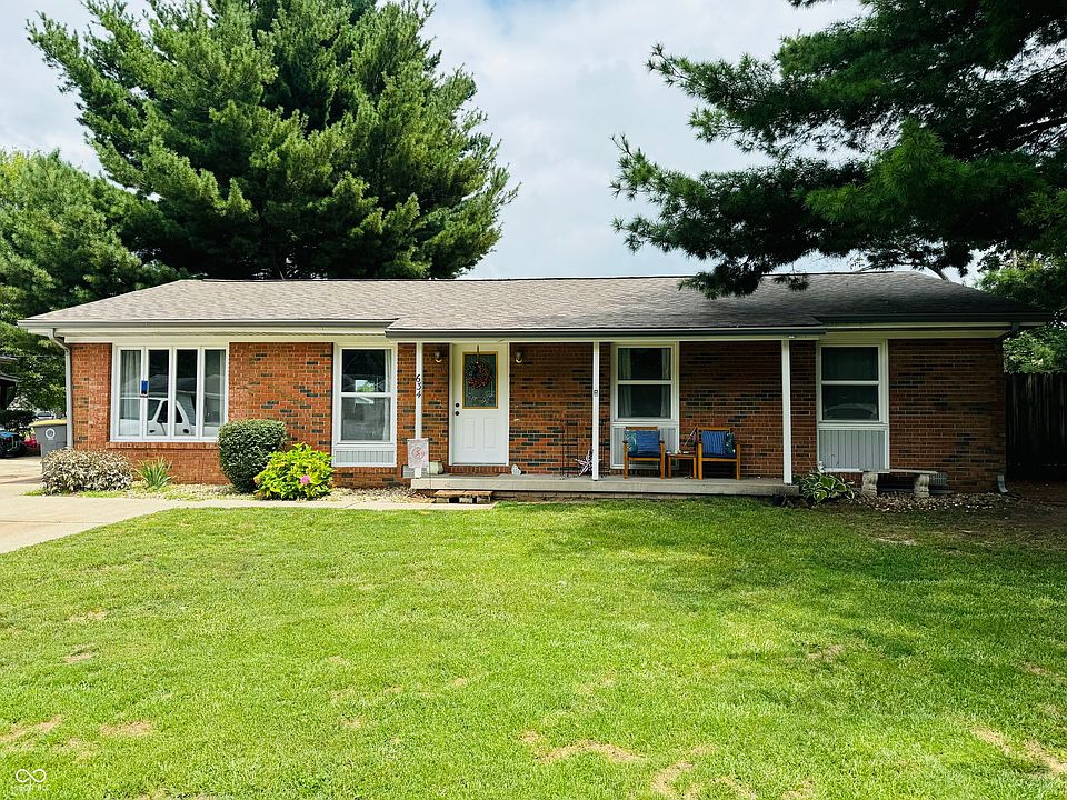 1st image of 634 Berkshire Dr