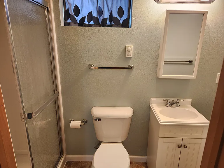 Basement full bath