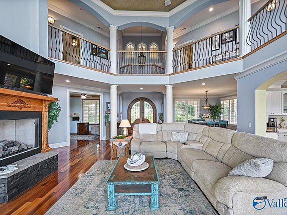 5th image of 1321 Cardessa Ln