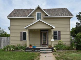 1103 Avenue G, Gothenburg, NE 69138