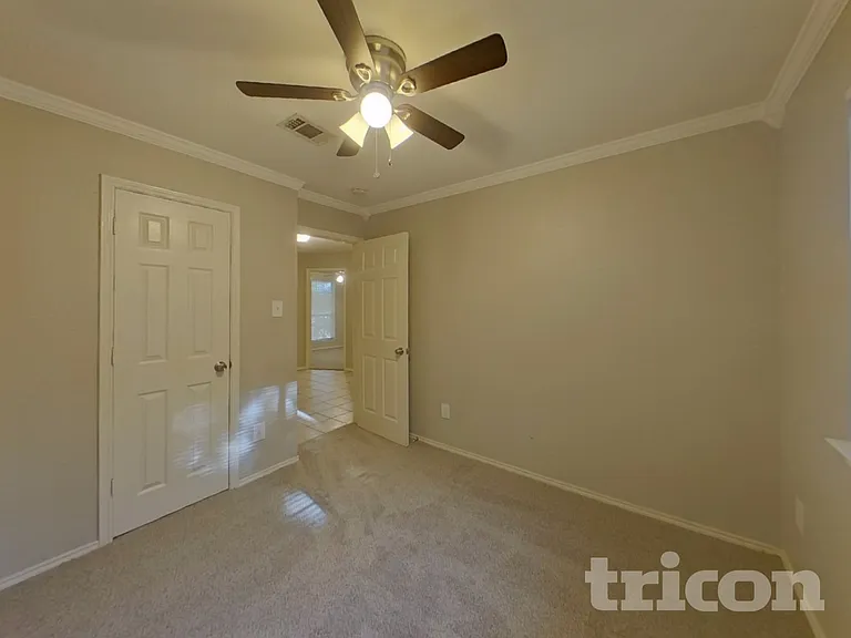 6729 Daffodil Ct — Photo 15