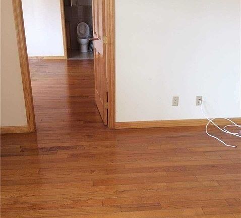 5th image of 35-06 Leavitt St #6