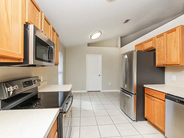 333 Lake Shepard Dr — Photo 7