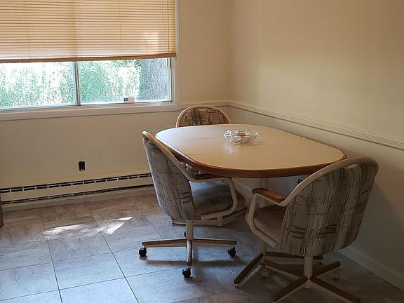 3rd image of 5 Virginia Dr #A