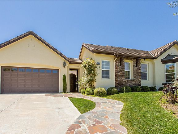 4th image of 1668 Sycamore Canyon Dr