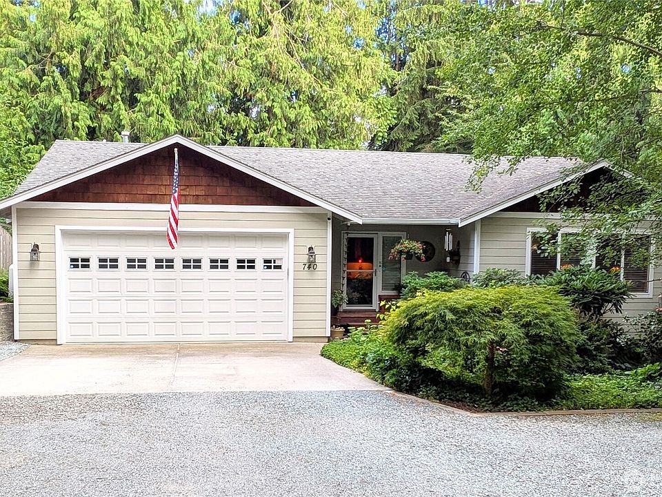 1st image of 740 Sumerset Way