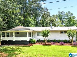 110 Carla Ave, Trussville, AL 35173