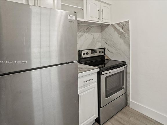 4th image of 12108 NE 5th Ave