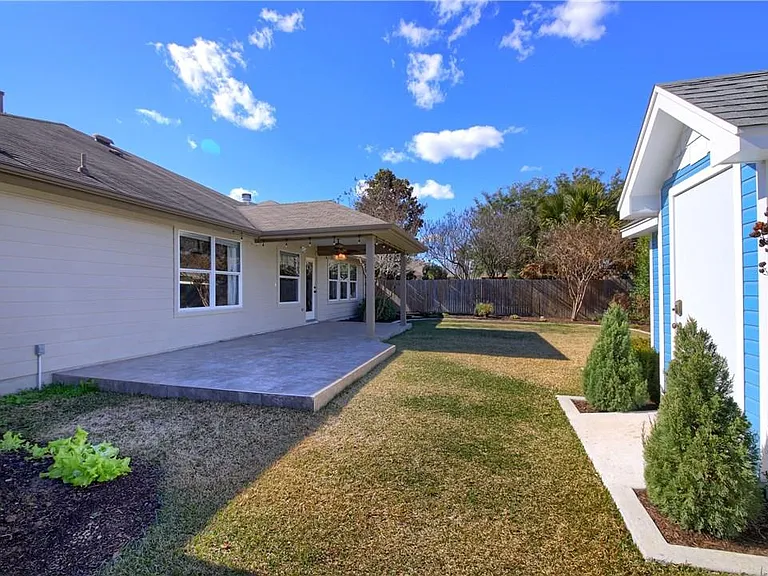 129 Copperwood Loop — Photo 30
