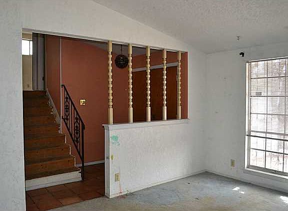 4th image of 5741 Sherbrooke Ave