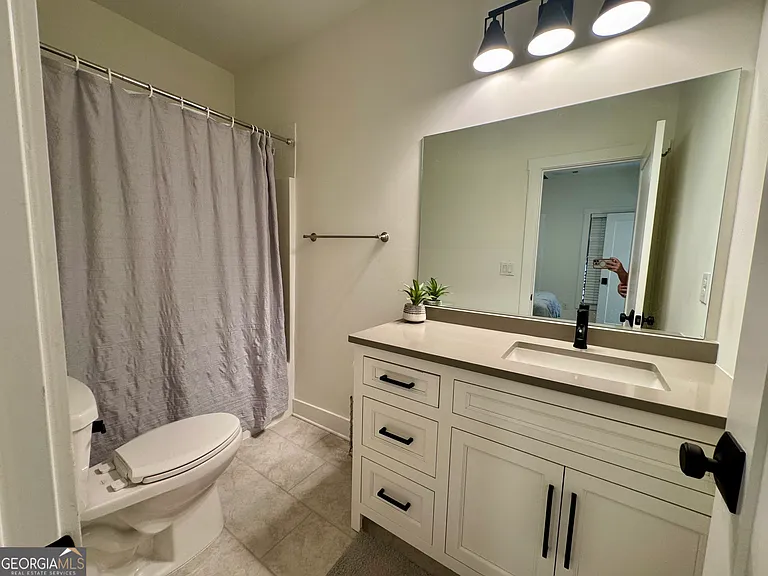 3037 State St — Photo 22