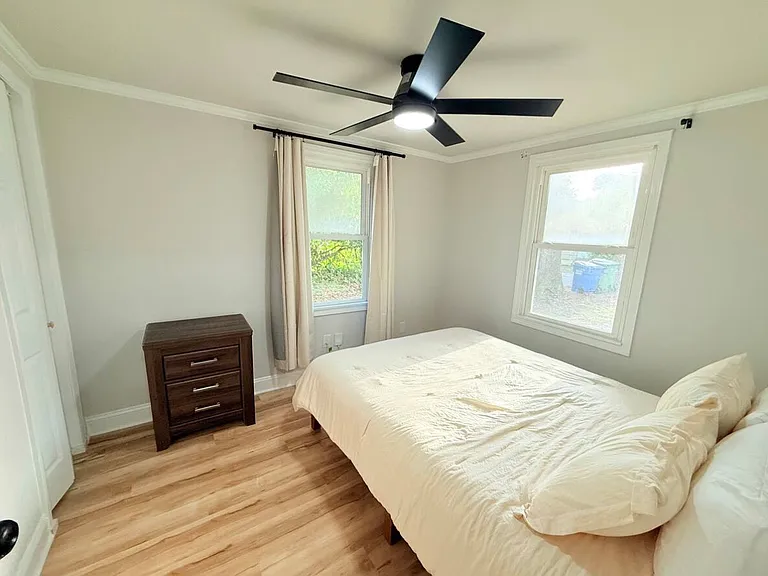 312 Sycamore St — Photo 7