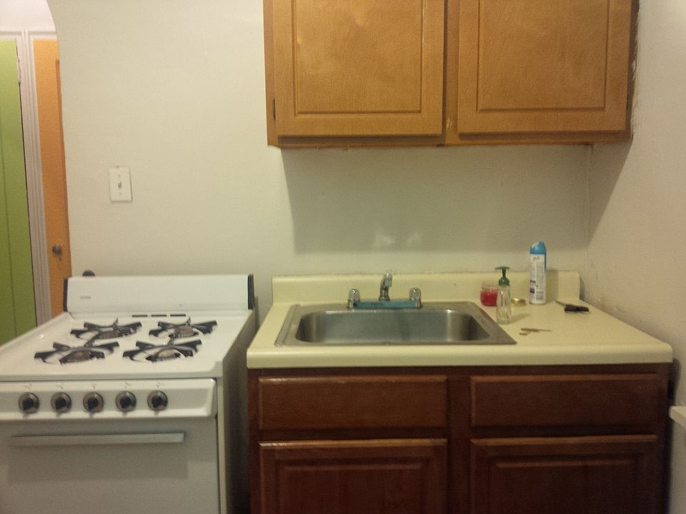 1st image of 1536 51st St APT A1