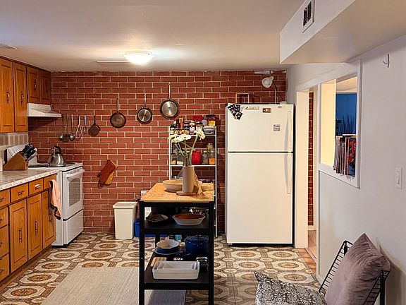 3rd image of 7673 Darcel Ave #Basement