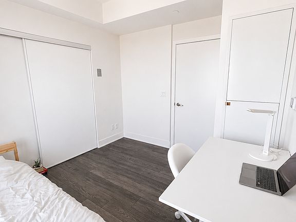 4th image of 188 Fairview Mall Dr #1007