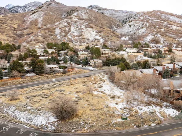 8955 S Wasatch Blvd, Cottonwood Heights, UT 84093