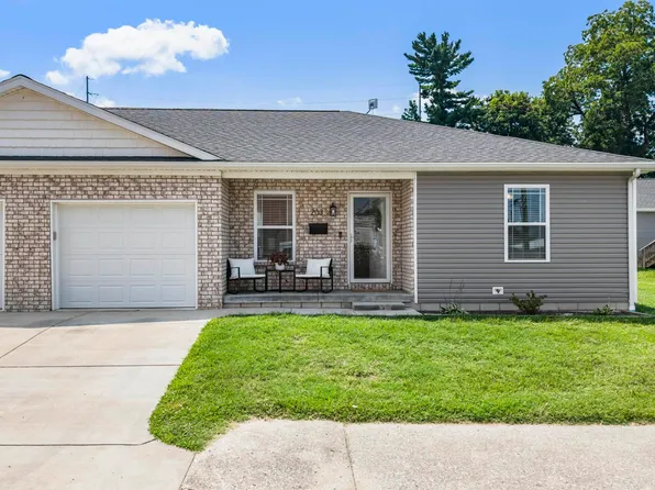 203 W Locust St, Fort Branch, IN 47648