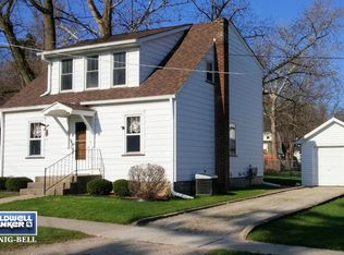 203 State St, Yorkville, IL 60560