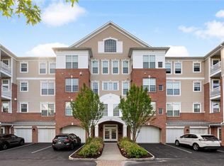 342 Regency Dr, Fishkill, NY 12524