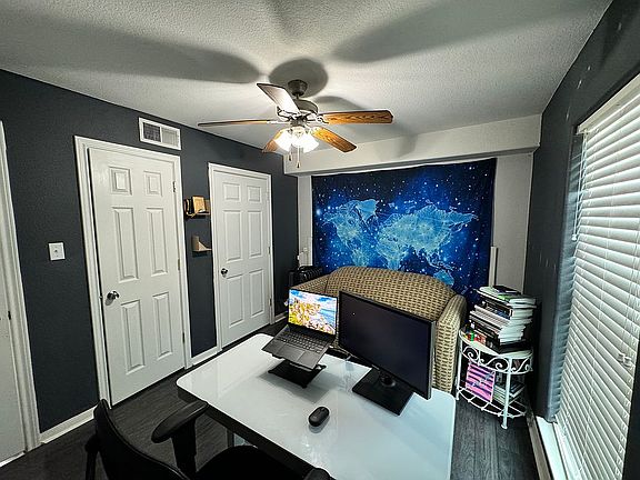 5th image of 215 Post Office St APT 1004