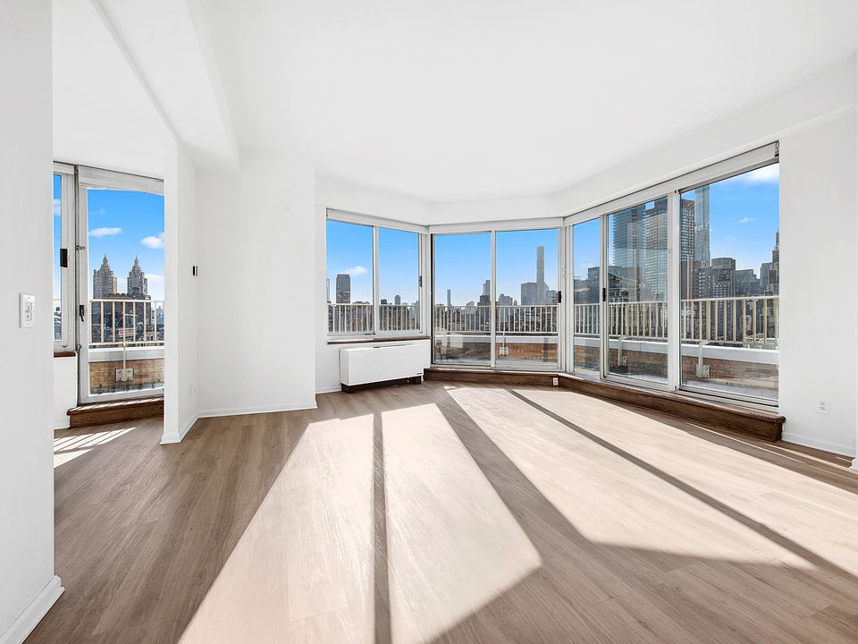 1st image of 201 W 72nd St APT 18A