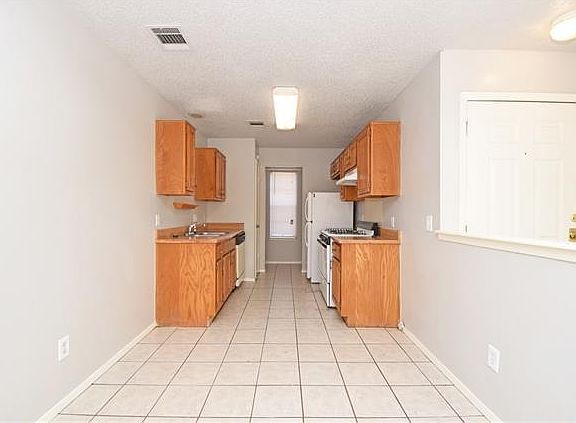 5th image of 12314 Alderbrook Dr #A