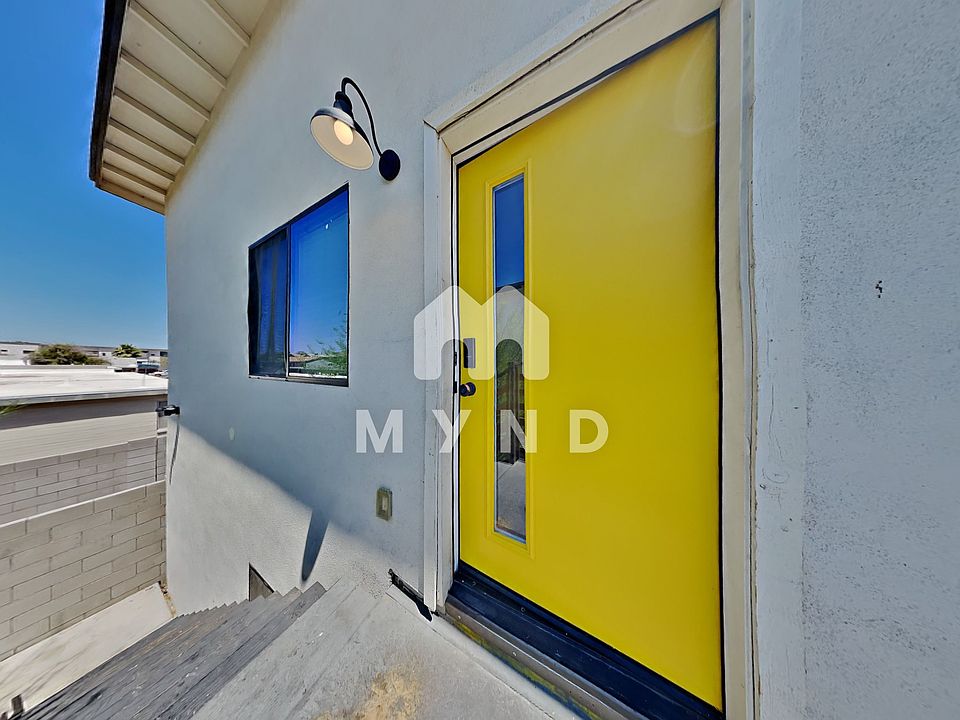 1st image of 813 E Siesta Dr APT B
