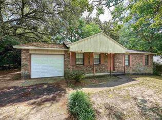 511 Maple Ave, Niceville, FL 32578