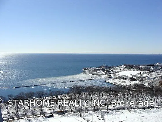 215 Fort York Blvd #3307