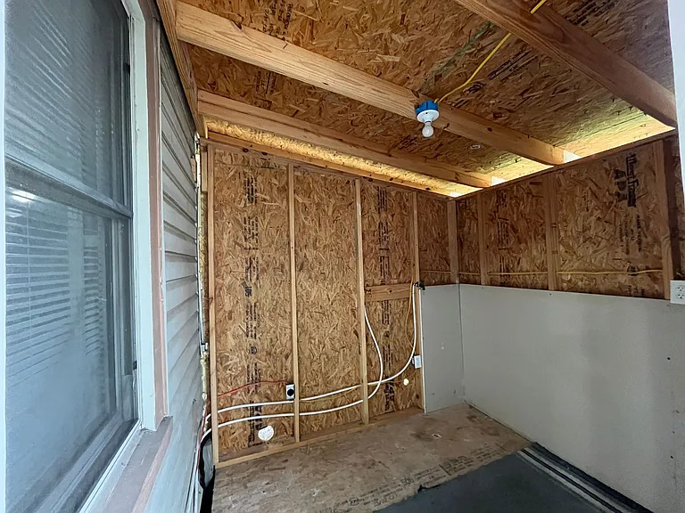 4961 Monitor St — Photo 13