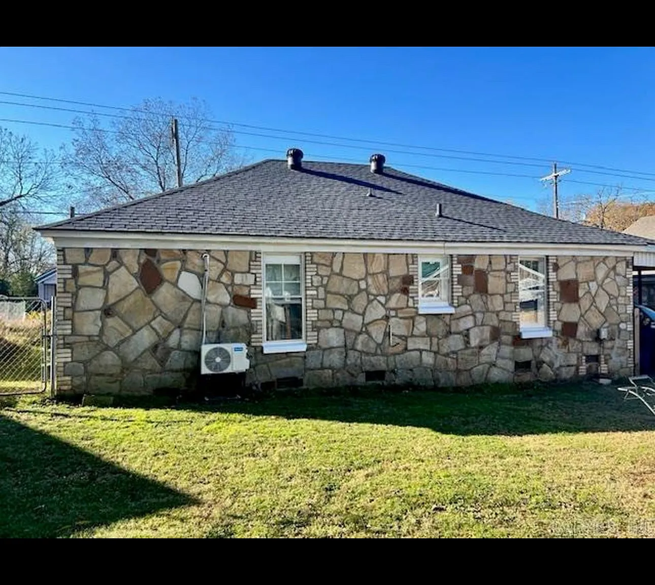 608 N Main St — Photo 3