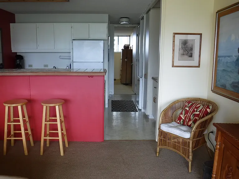 2611 Ala Wai Blvd — Photo 3