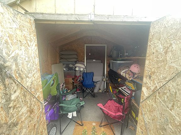 2nd image of 665 E Malibu Dr #665