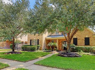 8322 Brighton Lake Ln, Houston, TX 77095