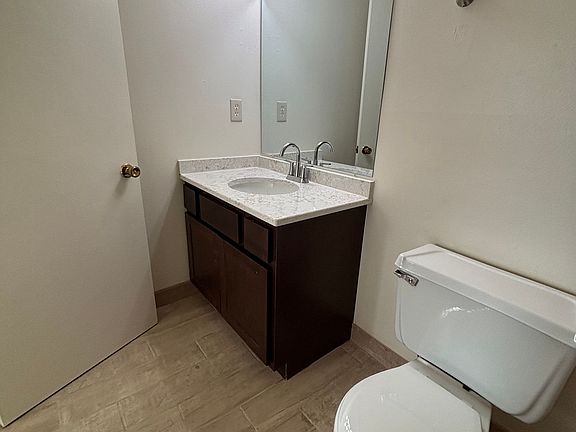 2nd image of 140 W Falls Rd