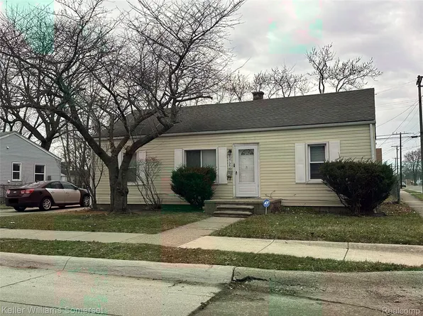 13723 Hendricks Ave, Warren, MI 48089