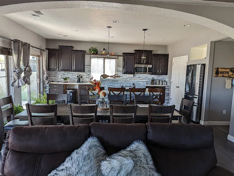 4490 Uravan St — Photo 3