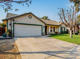 2207 S Virmargo St, Visalia, CA 93292