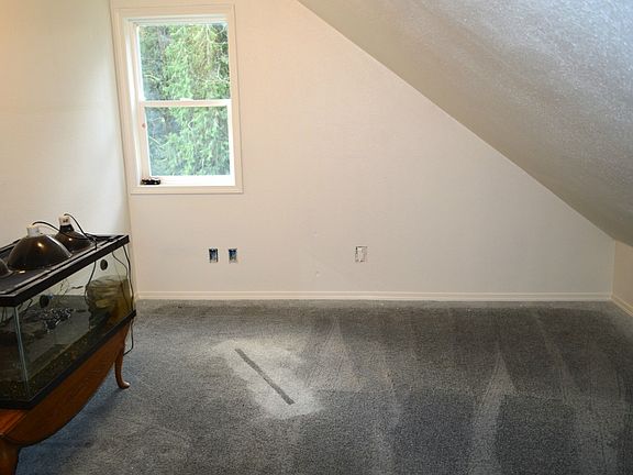 3rd image of 22015 SE 358th St